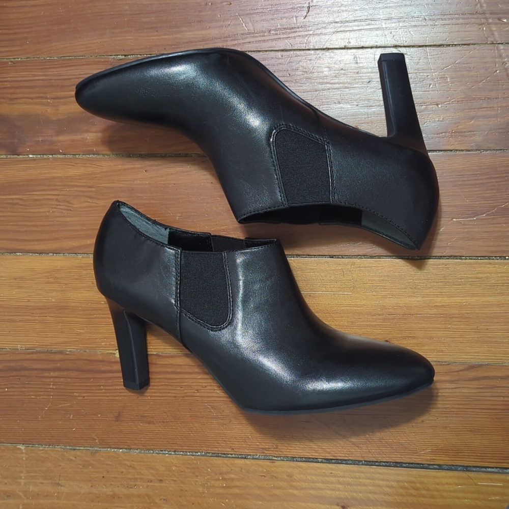 Franco Sarto Women’s Leather Ankle Booties NEW Heels‎ Boots Suri Chelsea Size 9 - Picture 3 of 11